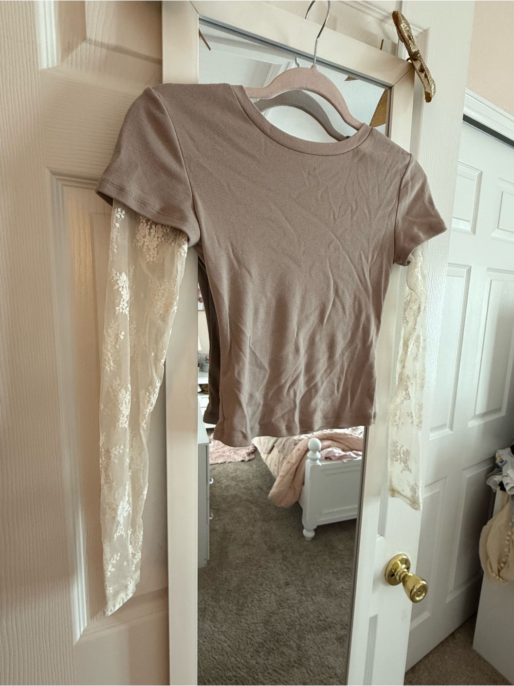 Hippie Rose Taupe Short-Sleeve Tee with Cream Lace Sleeves